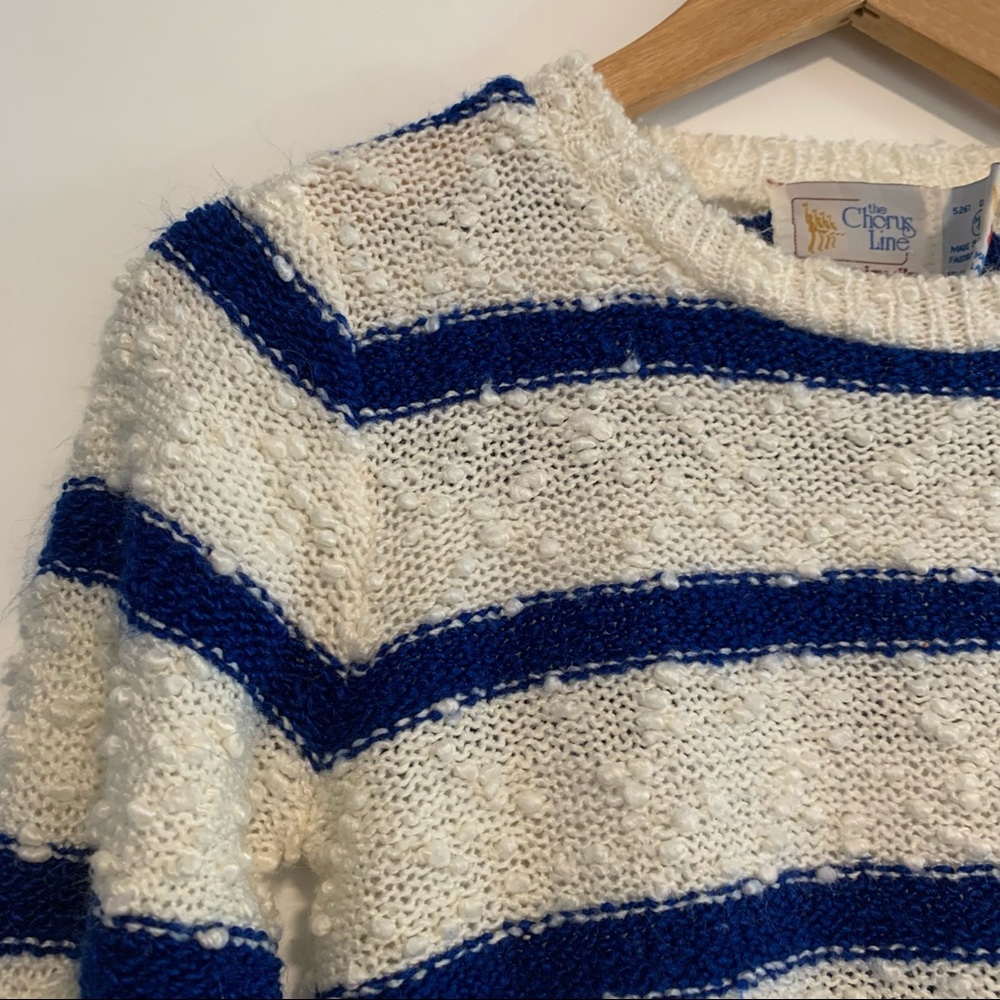 Chorus Line | Vintage Knit Sweater - Picture 2 of 15